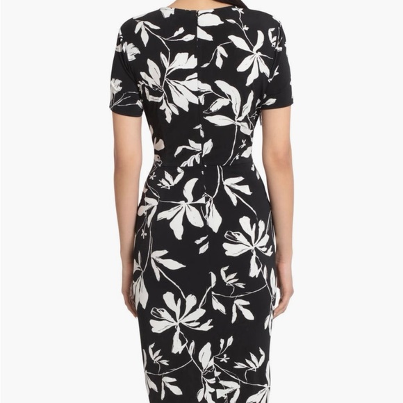 Brand NEW Maggy London Floral Short Sleeve Ruched Faux Wrap Dress. size 12. - Picture 3 of 3